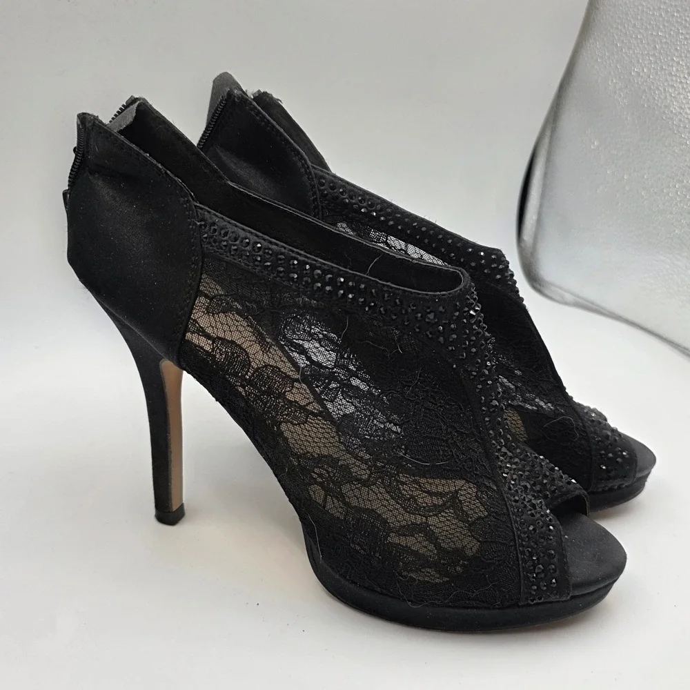 J. Renee Yael-3 Black Lace Rhinestone Peep Toe Bootie Heels Womens 8.5 J8-102